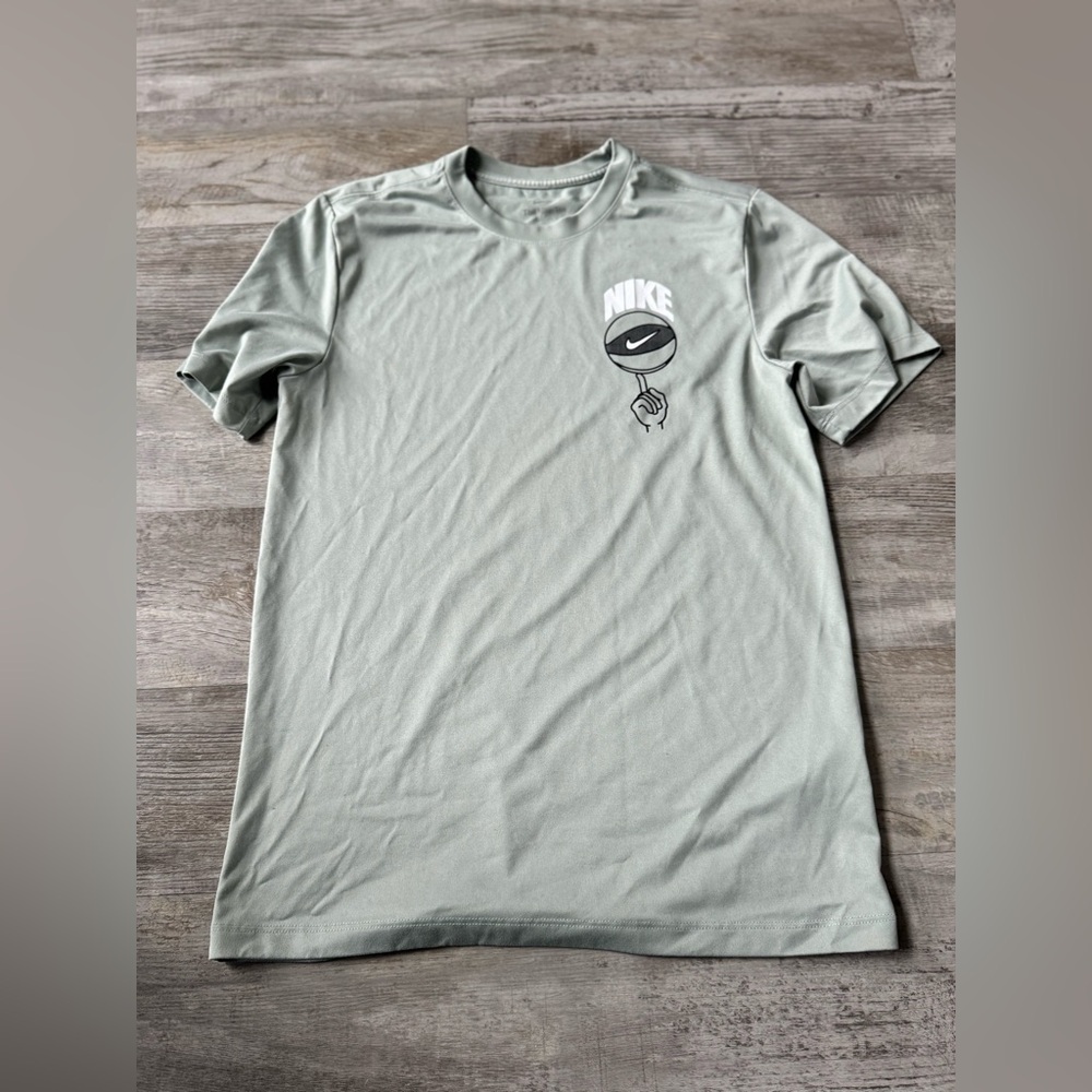 Nike Men's Dri-fit Icon Basetball Graphic T-shirt Size Small Light‎ Green Rare